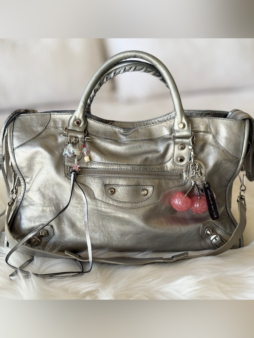 BALENCIAGA CITY BAG MEDIUM SILVER VINTAGE CHEVRE LEATHER W/STRAP AND MIRROR